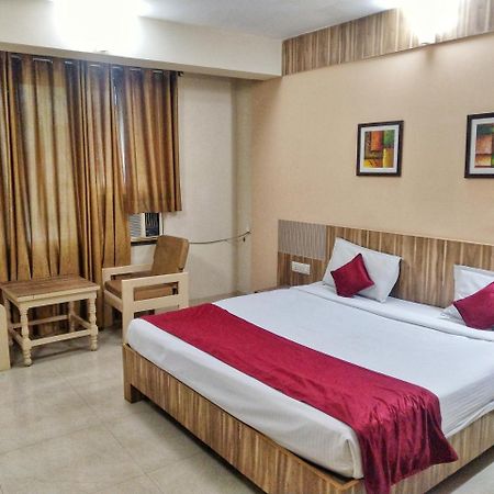 Hotel Kaveri Prayagraj Ngoại thất bức ảnh